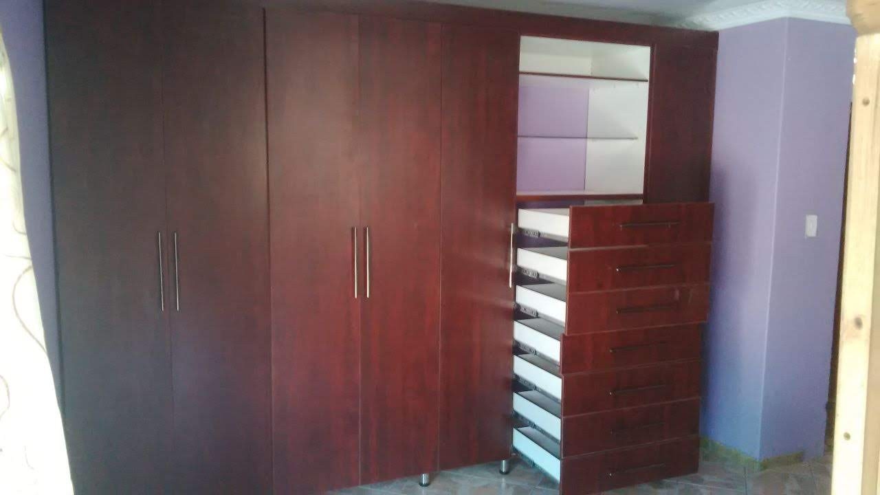 Bedroom cupboards by Berachas Wood Works